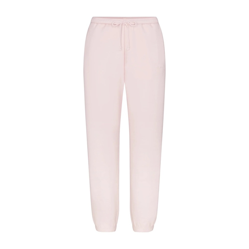 *🚨SOLD‼️🚨*- NWT’s SKIMS Iconic Soft Fleece Jogger Pants in: “Barely Pink” XS! 🩷🤍
